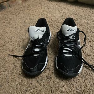 Girls volleyball shoes